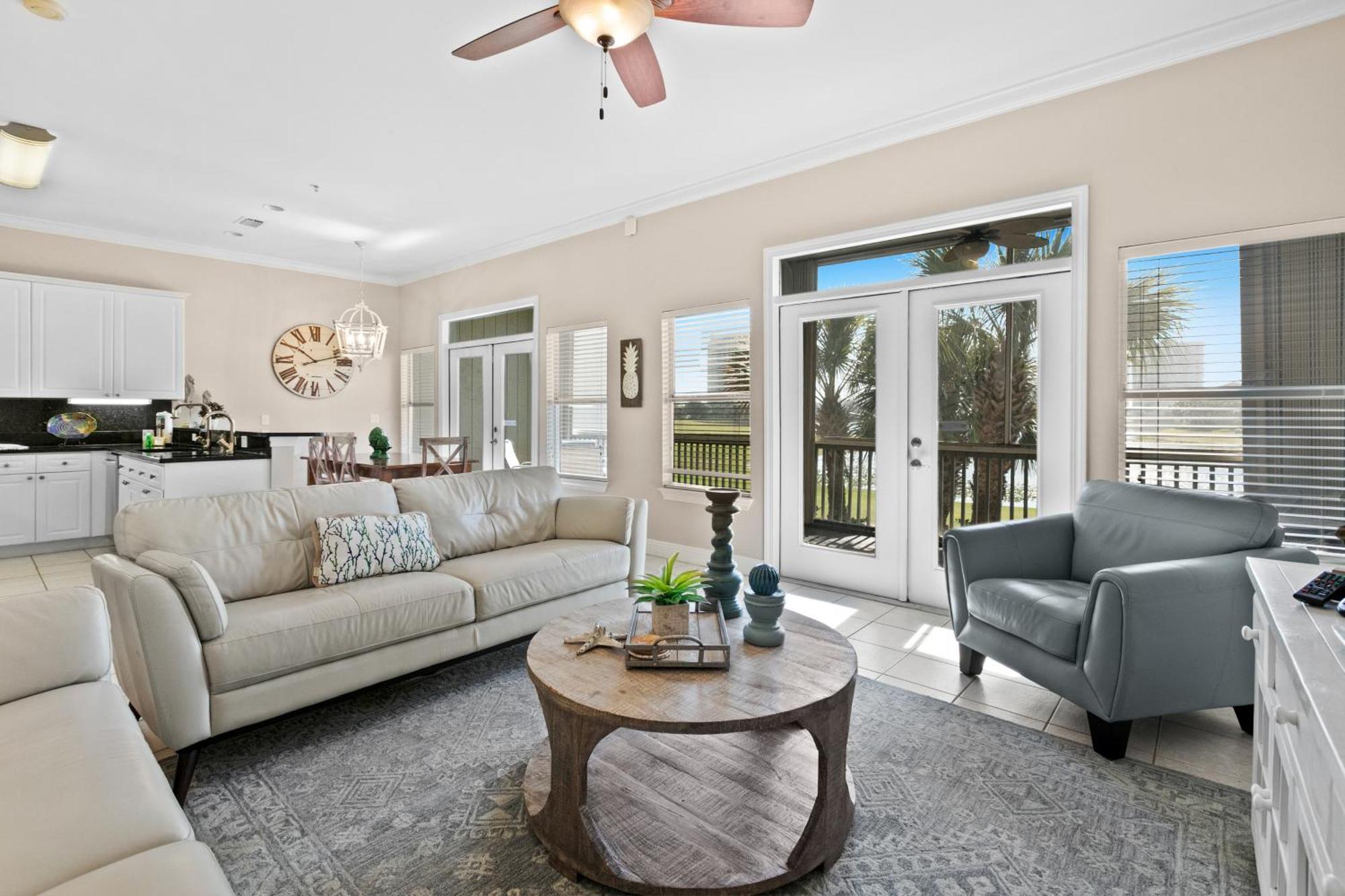 Seascape Lakefront Villas Destin Zimmer foto